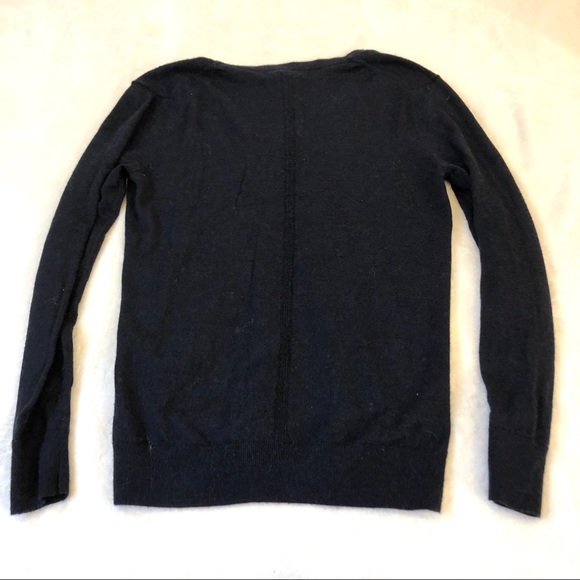 Banana Republic Navy Blue V-neck Merino Wool Sweater size XS - Picture 6 of 6